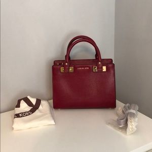 Michael Kors Purse/Crossbody